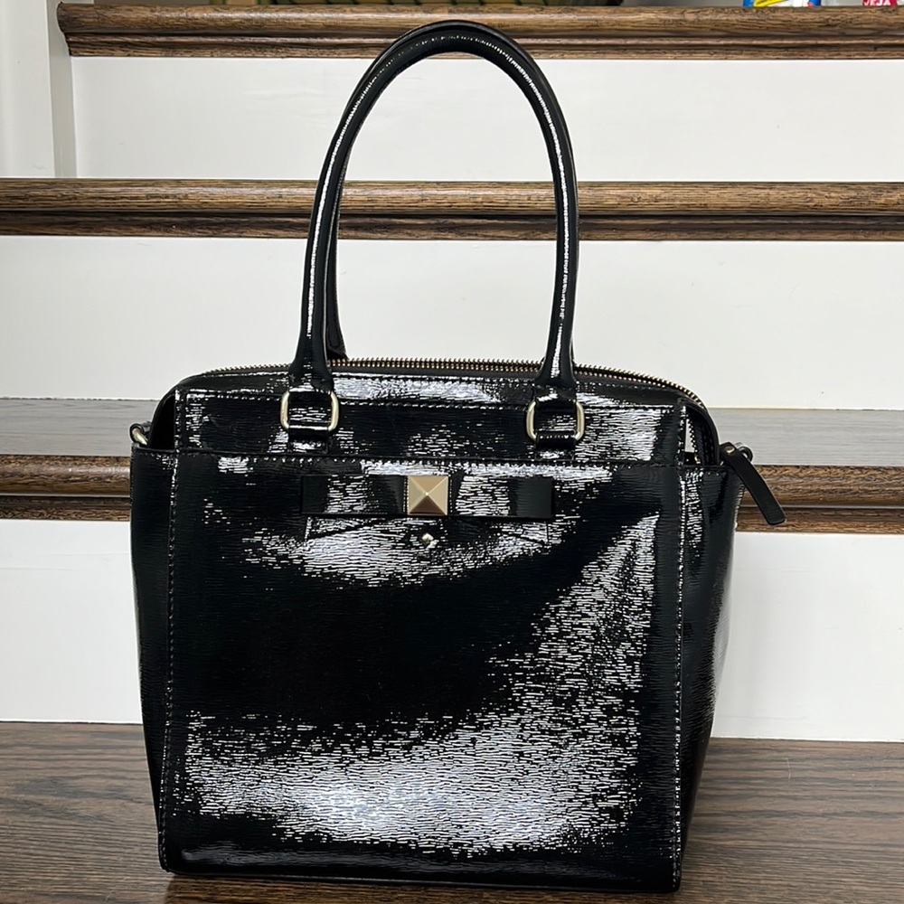 Kate Spade black patent leather medium sized purse